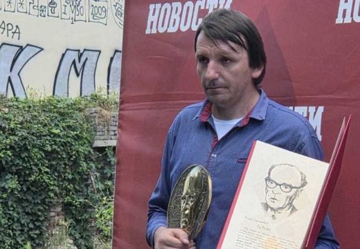 Lopare: Majevičkom pjesniku Slobodanu Joviću uručena književna nagrada “Meša Selimović”