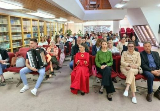 Bijeljina:Na književnoj večeri prikupljeno više od 2.000 KM za pomoć u liječenju Tanje Prodanović iz Zvornika