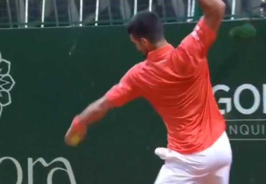 Tenis: Đoković iznerviran lomio reket (Video)