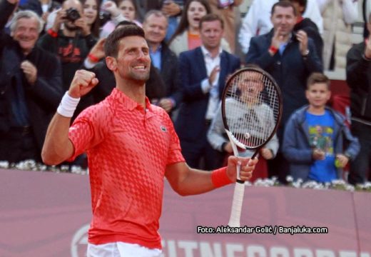 Tenis: Novak rutinski do drugog kola Rolan Garosa