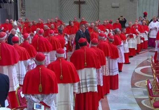 Vatikan: Novi papa je Amerikanac, Robert Prevost