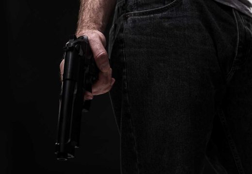 Kotor Varoš: Kazna 2.000 KM za batine i pištolj na čelu supruge