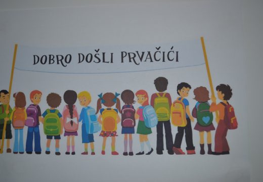 Preliminarni podaci: Koliko prvačića će sjesti u klupe od septembra u Srpskoj?