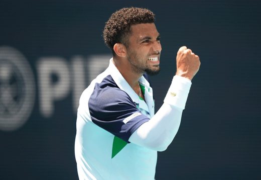 Fis nastavio da “maltretira” Cicipasa