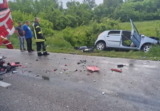 Sudar automobila i kamiona u Kotorskom: Državljanin Srbije prebačen u UKC