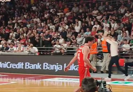 Teodosić izgubio živce: Zaradio isključenje u Laktašima (Video