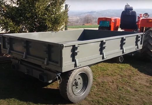 Zvornik:Optužen traktorista kojem je iz prikolice ispao kolega