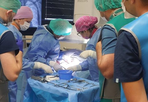 EKSTRAKCIJA ELEKTRODA: Jedan od najkompleksnijih zahvata izveden u bijeljinskoj bolnici