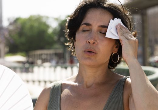 Ministarstvo zdravlja preporučuje: Kako se zaštiti u periodu velikih vrućina