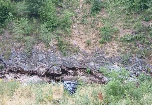 Tragedija u BiH: Poginuli dijete i majka (Foto)