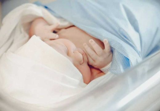 Filmske scene kod Gradiške: Porodila se u automobilu nakon saobraćajke