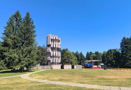 83 godine od bitke na kozari: Dodik stigao na Kozaru