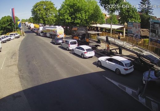 Gužva na granici: Čekanja na izlazu iz BiH prema Srbiji i Hrvatskoj