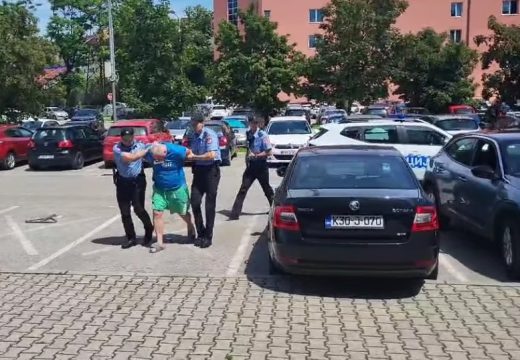 Banjaluka: Osumnjičeni za pokušaj ubistva sproveden u Tužilaštvo (Video)
