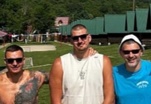 Rafting: Nikola Jokić ponovo odmara u Republici Srpskoj (Foto)