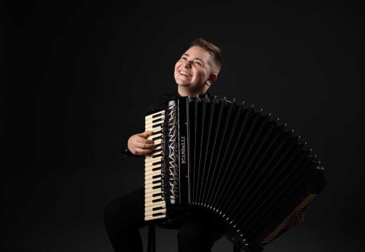 Đorđe Perić, muzički genije iz Bijeljine:  Muzikom širimo ljubav i stičemo nova prijateljstva (Video)