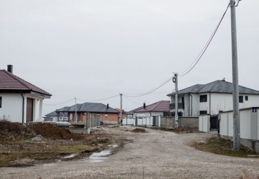 Perić: Kada će biti završen glavni projekat u MZ Ledinci za naselje „Knez Ivo od Semberije“, sa svim lokacijskim uslovima?