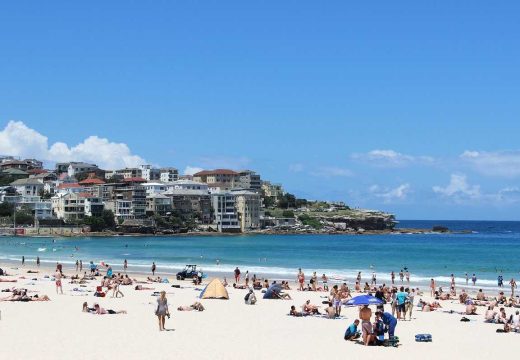 Kafa 4, kugla sladoleda 2, krofne 3 evra: Cijene u Crnoj Gori za 2025. mogle bi da vas iznenade