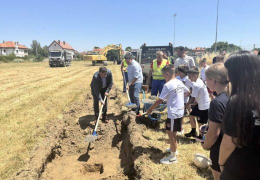 Položen kamen temeljac: Počela izgradnja prve sportske dvorane u Bijeljini (Foto)