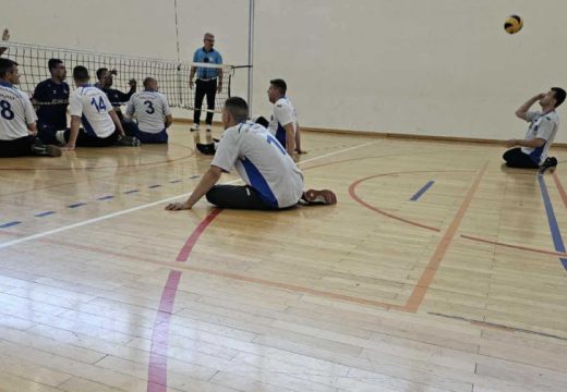 Sjedeća odbojka: Trijumf posvećen Krstanu