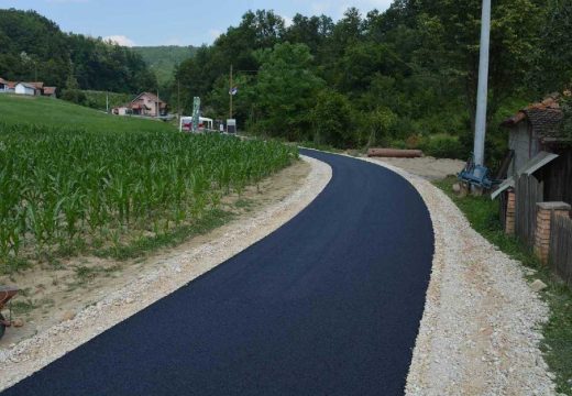 Asfaltiran put u zaseoku Trnačko: Nastavak ulaganja u seosku infrastrukturu