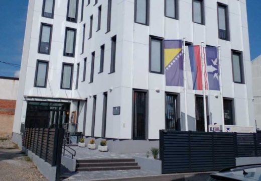 Podignuta optužnica za falsifikovanje isprave: Lažnu vozačku dozvolu upotrijebila kao da je prava