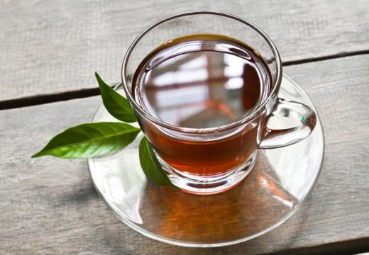 Umanjuje stres: Jedna šolja ovog čaja opustiće vas pred spavanje