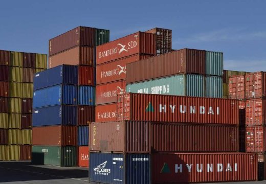 Pogledajte kolike će biti za BiH: Tramp potvrdio kada carine stupaju na snagu