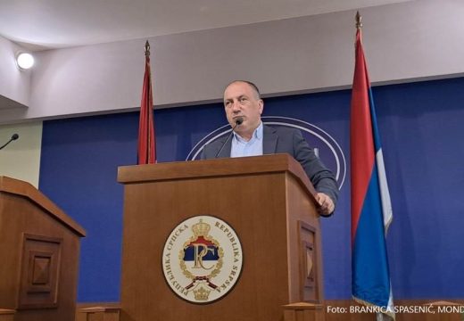 Crnadak: Čim spomenemo Dodika, vi nas upozoravate