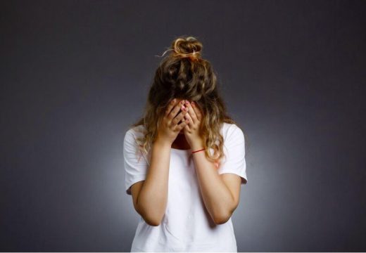 Manje poznata od zimske depresije, ali i dalje stvarna pojava: Ljetna depresija – tihi neprijatelj