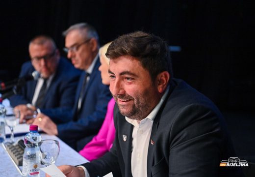 Jedan je od mogućih nasljednika Milana Miličevića: Ljubiša Petrović mogući predsjednik SDS-a?