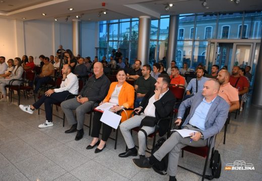 Rok 20 dana, moguća i tužba: Završena debata o subvencijama za privatne vrtiće u Bijeljini (Video)