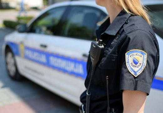 Tragedija u Brčkom: Nakon što ga je udarila mašina stradao radnik