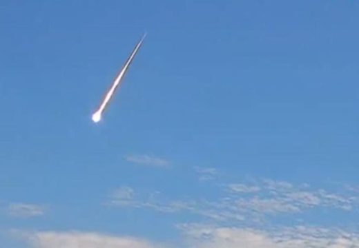 NASA otkrila: Meteorit stariji od Zemlje probio krov kuće u SAD (Foto/Video)
