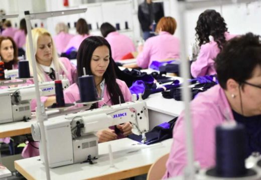 Kriza ih zaobilazi u širokom luku: Šivaće mašine u “Jumku” ne miruju