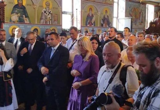 Teslić: Cvijanovićevoj uručen Orden Svetog Save (Foto)