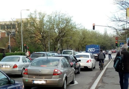 Na putevima dosta starih automobila: U Srpskoj svake godine sve više vozila, Banjaluka ubjedljivo prednjači