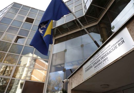 Poreska uprava FBiH prikupila skoro 500 miliona KM više novca
