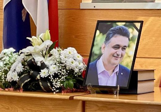 Komemoracija Zlatanu Lazareviću: Bio je borac za pravdu i za interese običnog čovjeka