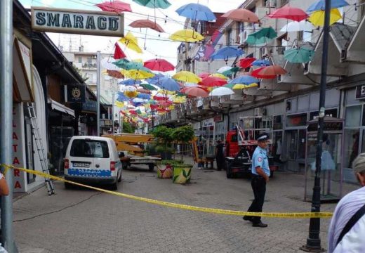 Detalji nesreće: Novi detalji tragedije u Bijeljini; Radnik nastradao tokom popravke kišobrana (Foto)