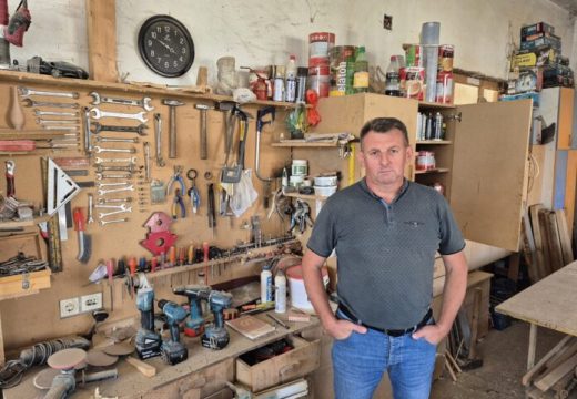 BIJELJINA: Vrijedne ruke Tomislava Simića iz Trnjaka, od gradnje montažnih kuća do proizvodnje vrhunske rakije