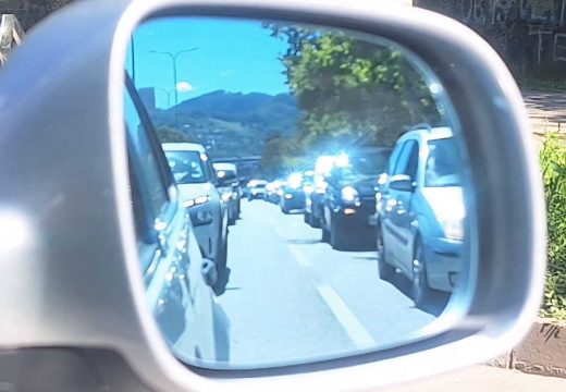 Gužva na granicama: Pojačana frekvencija vozila u Gradišci i Kostajnici