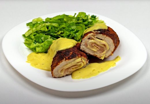 Ukusno jelo koje se lako sprema: Pileća plava traka je francuski klasik