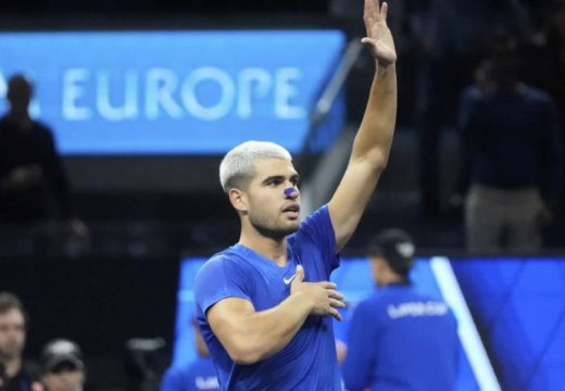 Plasirao se u polufinale ATP turnira u Tokiju: Nezaustavljivi Karlos Alkaraz savladao rivala