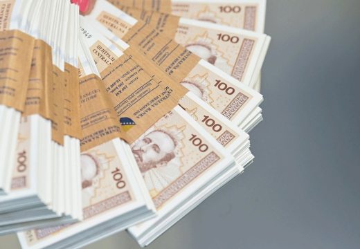 RS: Policajci u Zvorniku pronašli pare, sad tragaju za vlasnikom