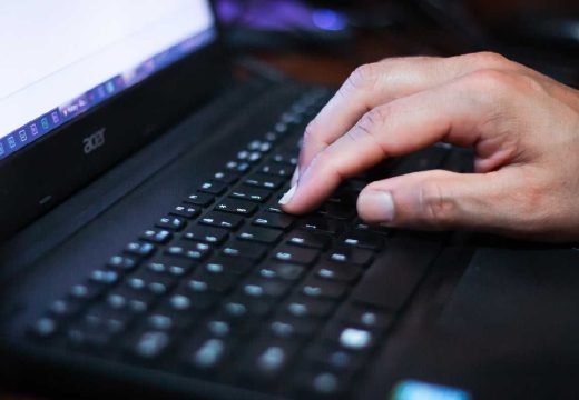 Uvijek kliknete na “Prihvati sve kolačiće”: Evo zašto to može biti ogromna greška