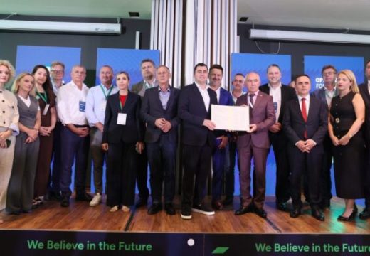 Lopare: Predstavnici lokalne zajednice na forumu u Draču