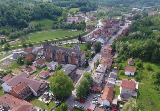 Lopare: U novoj školskoj godini upisano 597 učenika