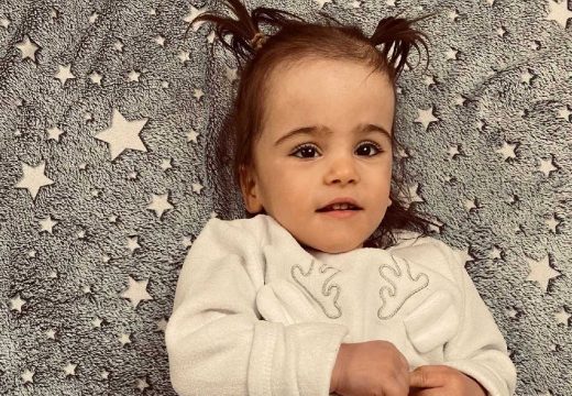 Apel za pomoć: Maša je rođena sa svega 950 grama i gotovo slijepa, ali pomjera granice