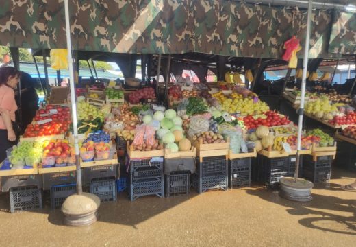 Bijeljinska pijaca: Otišla cijena kupina i malina, a pogledajte koje je voće poskupjelo čak 9 KM, prešišalo i junetinu